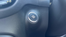 Volvo Xc40 2.0 B4P R DESIGN Pro 5dr AWD Auto Petrol Estate